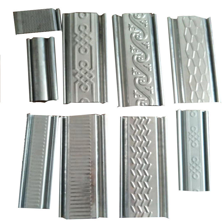 PLC制御シャッタードアのロール形成機械 3tサイズで45鋼ロールを備えています