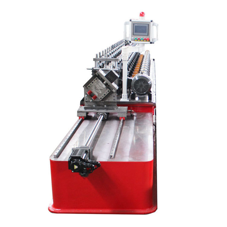 フライングカットシステム 3kw Cチャネルロール形成機 高速