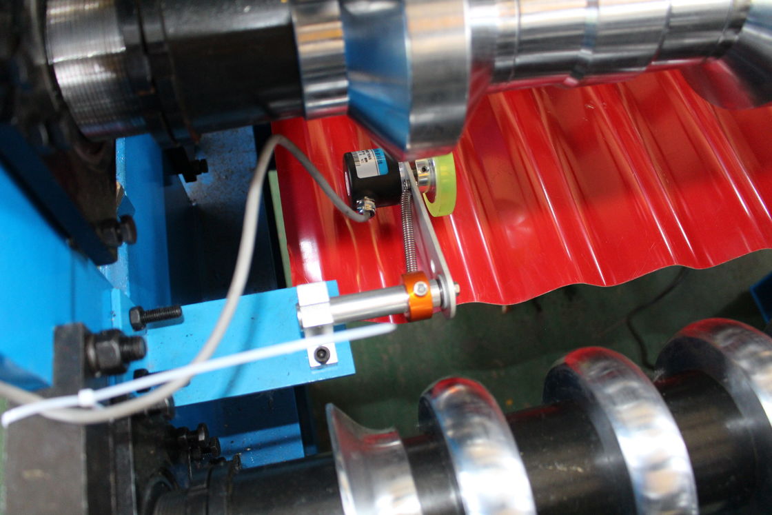 機械を形作るIBRおよび波形の0.9mmの屋根のパネル ロール