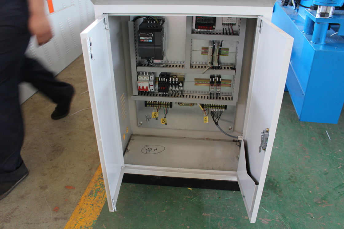 機械を形作るIBRおよび波形の0.9mmの屋根のパネル ロール