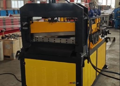 PLC制御金属シート 長さカットと切断ライン 0.3-4mm 600-1500mm マックス