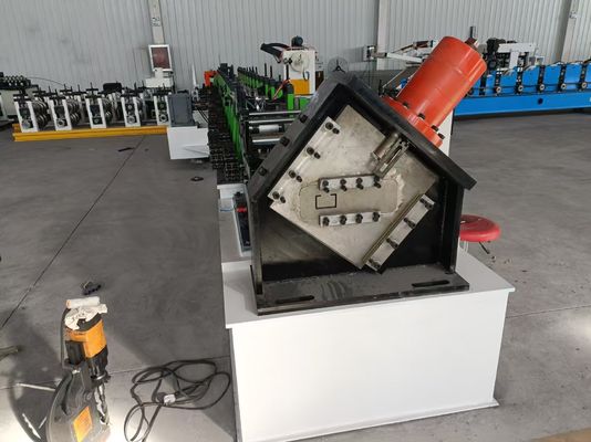 サイズ調整 80-300mm C パーリンロール形成機械 完全自動