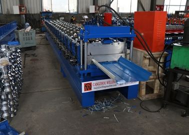 釘のストリップのスナップ ロックのパネルのための機械を形作る永続的な継ぎ目の屋根ロール