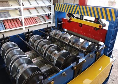 機械地位の継ぎ目の金属の屋根機械を形作るHolorib SuperholoRibのパネル ロール
