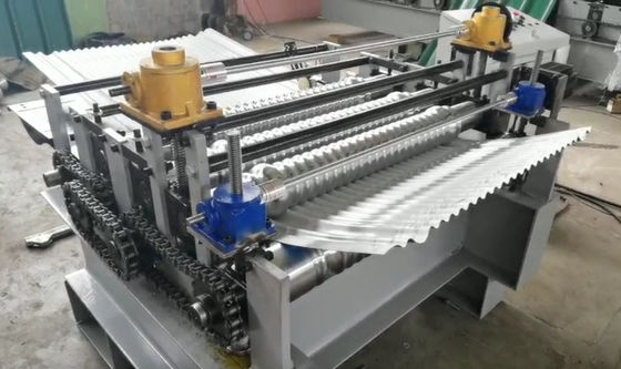 4kw機械を形作る自動ひだが付く曲がる0.8mmの金属の屋根ロール