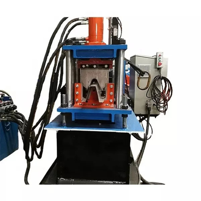 機械プロフィールのスタッドの作成を形作る1mm Tophatオメガ ロール