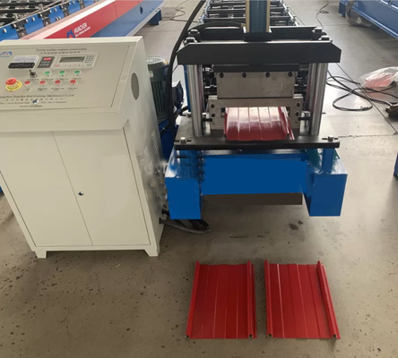 Plcセルフロックスタンディングシームルーフロール成形機15m/Min 3p