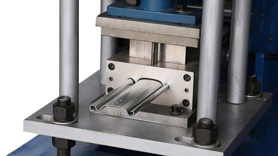 0.3-2MM シャッター ドア ロール 形成 マシン 15 ステーション